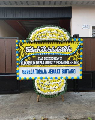 Papan Bunga Duka di Tigo Lurah